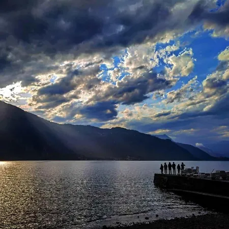 Miralago Casa Vacanze شقة *